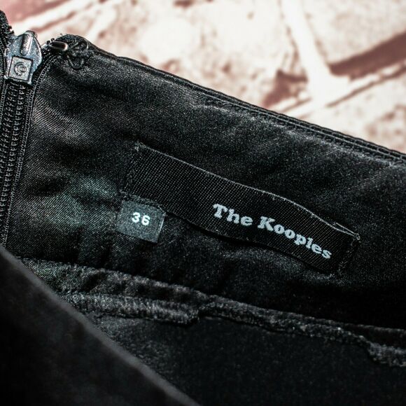 The Kooples Women's Layer Black Mini Skirt Wool Size 36 - Picture 2 of 8